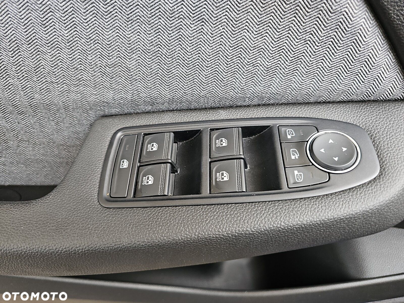 Renault Clio - 18