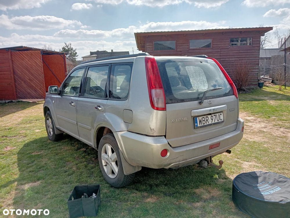 Nissan X-Trail - 4