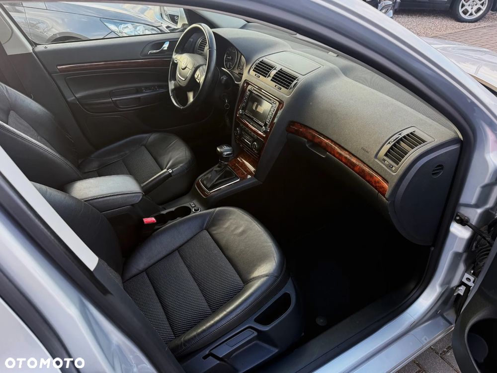 Skoda Octavia 1.6 TDI DPF DSG Elegance - 13