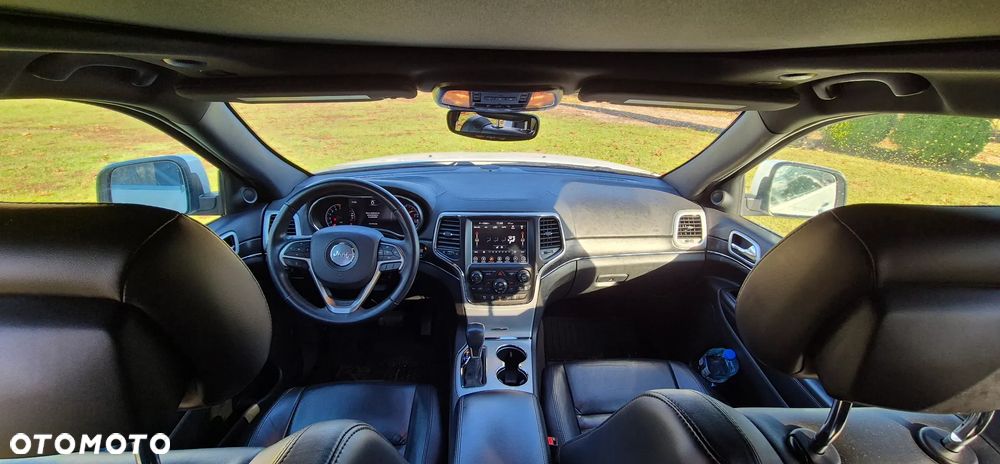 Jeep Grand Cherokee - 10