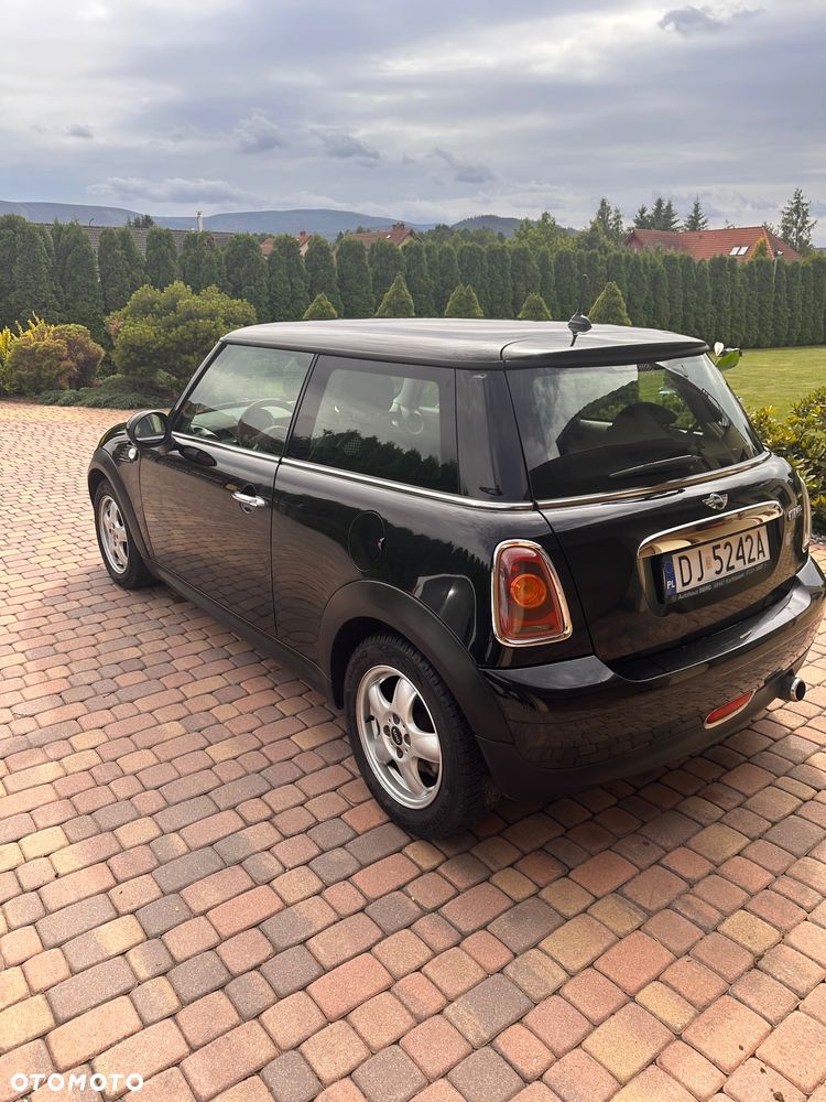 MINI Cooper Standard - 8