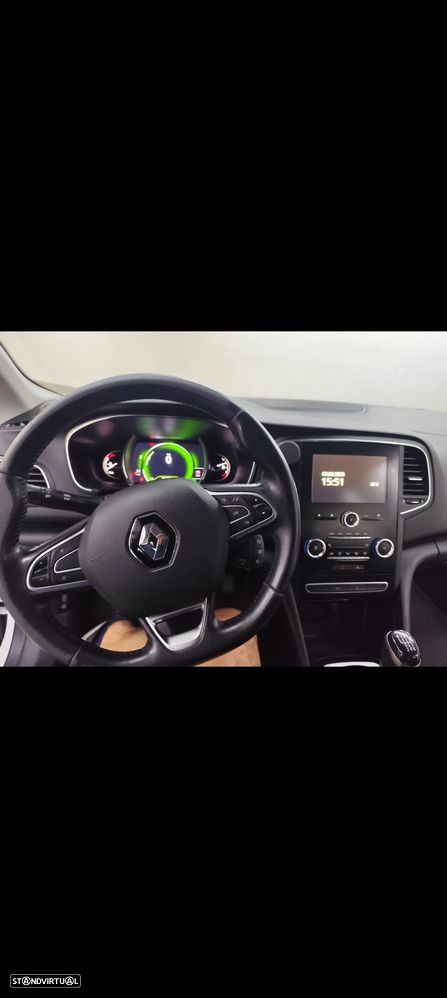 Renault Mégane BLUE dCi 115 INTENS - 18