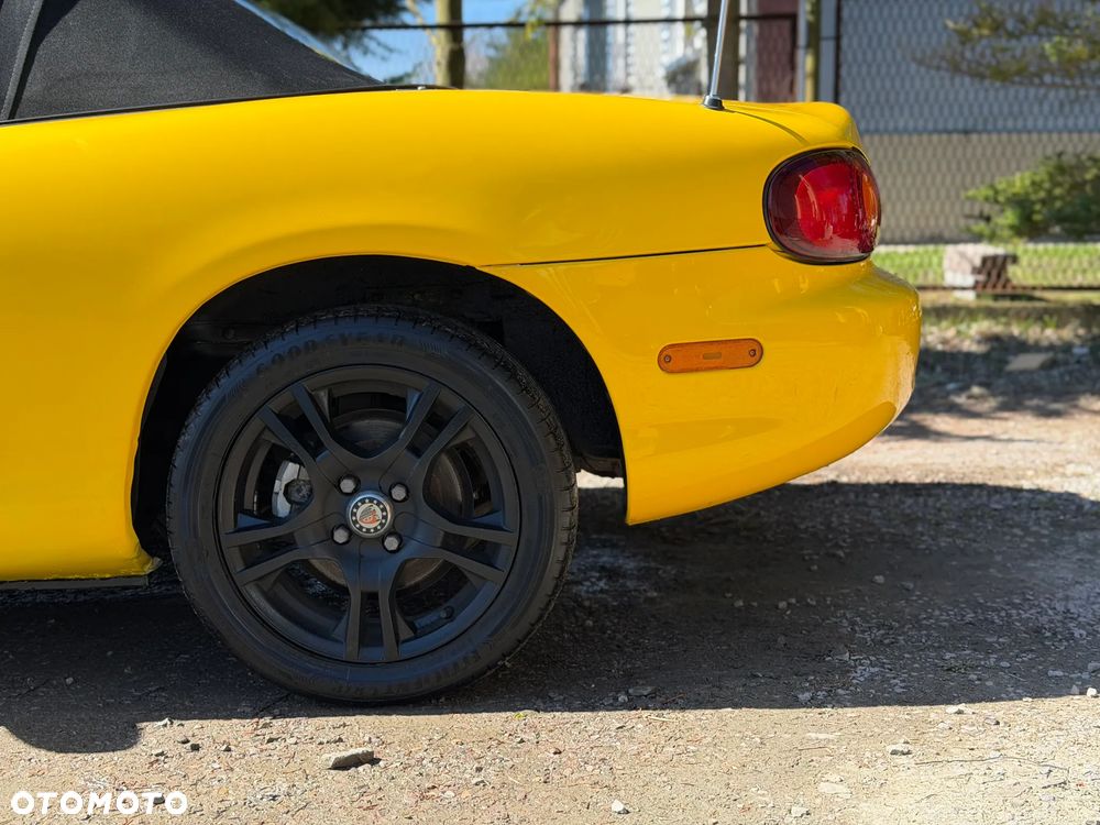 Mazda MX-5 1.6i 16V Impuls - 15