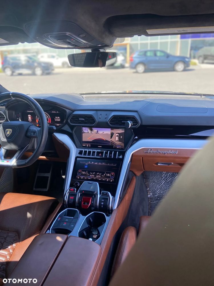 Lamborghini Urus Standard - 8