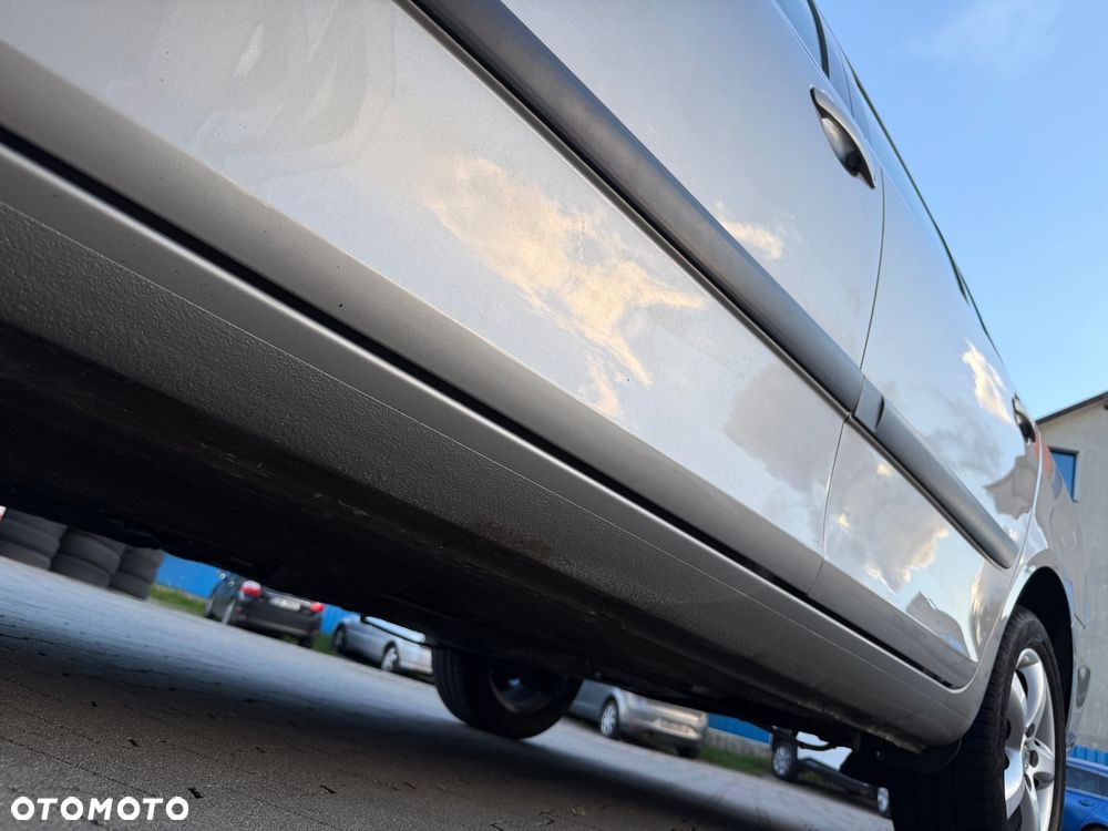 Skoda Fabia 1.4 16V Ambiente - 24