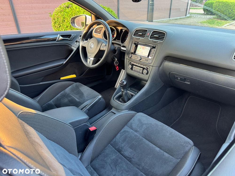 Volkswagen Golf - 33