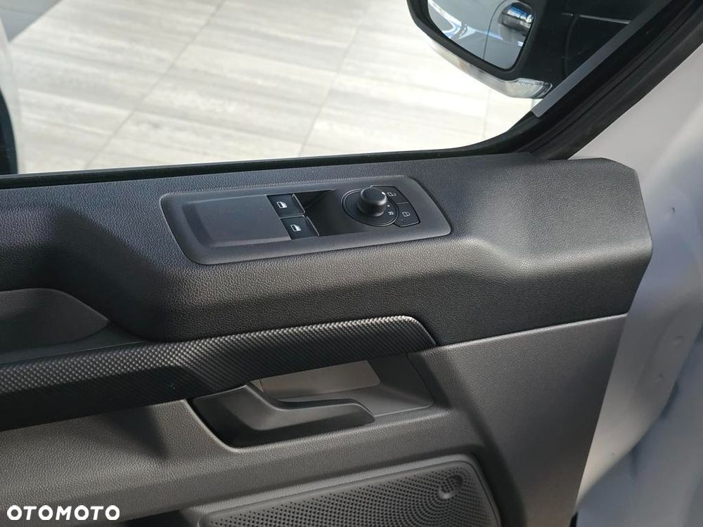 Ford Transit Custom L2H1 Trend - 12