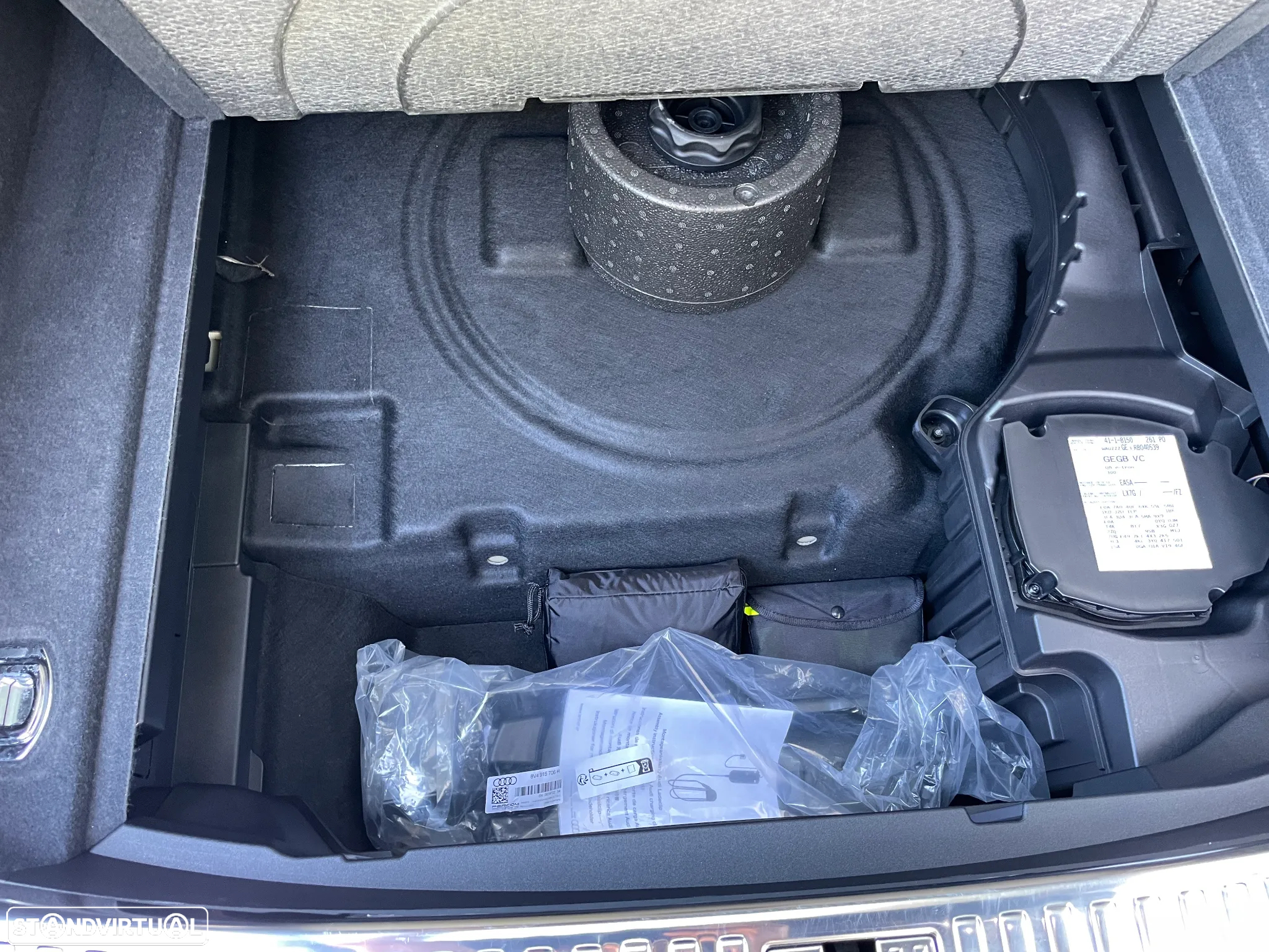 Audi Q8 e-Tron 55 quattro Advanced - 38