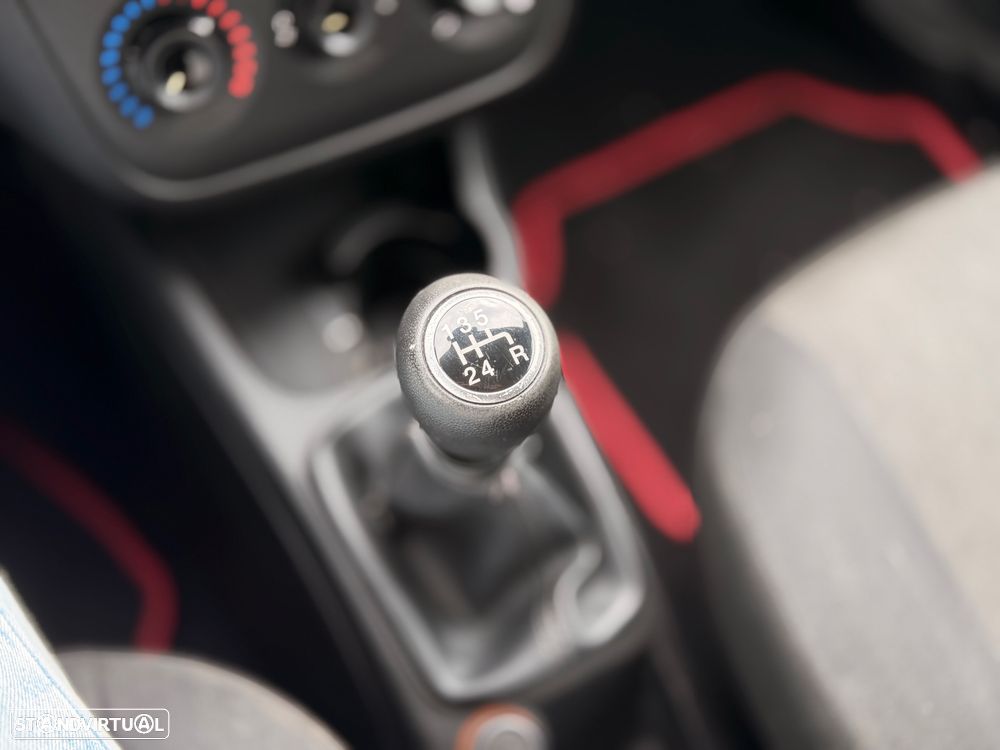 Fiat Punto 1.2 Young S&S - 13