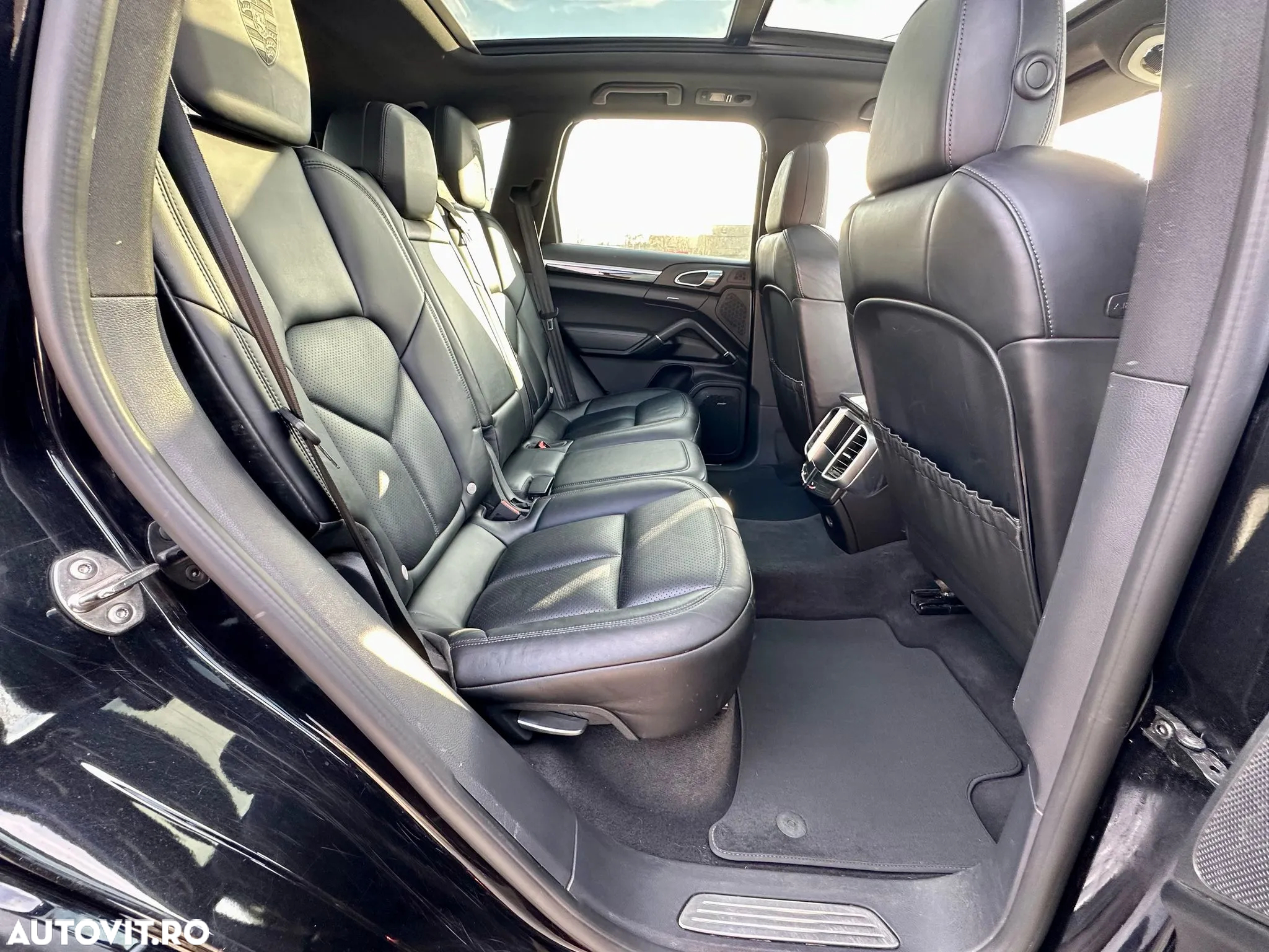 Porsche Cayenne Diesel Platinum Edition - 25