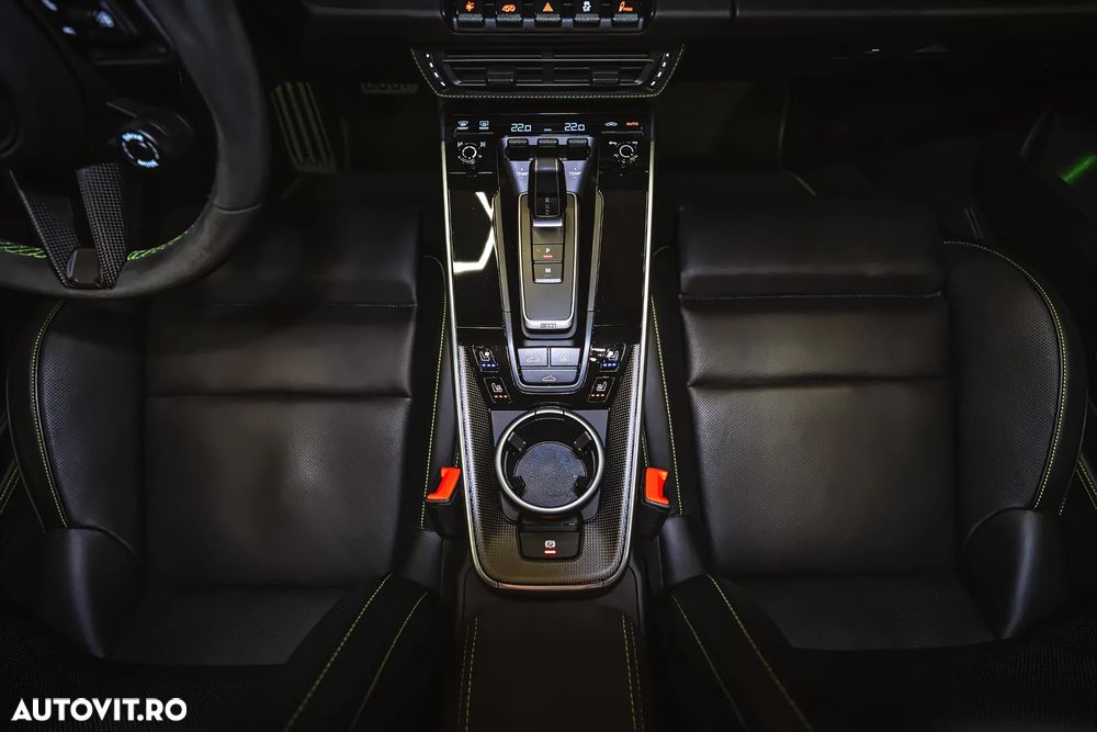 PORSCHE 911 2024 — imagine 33