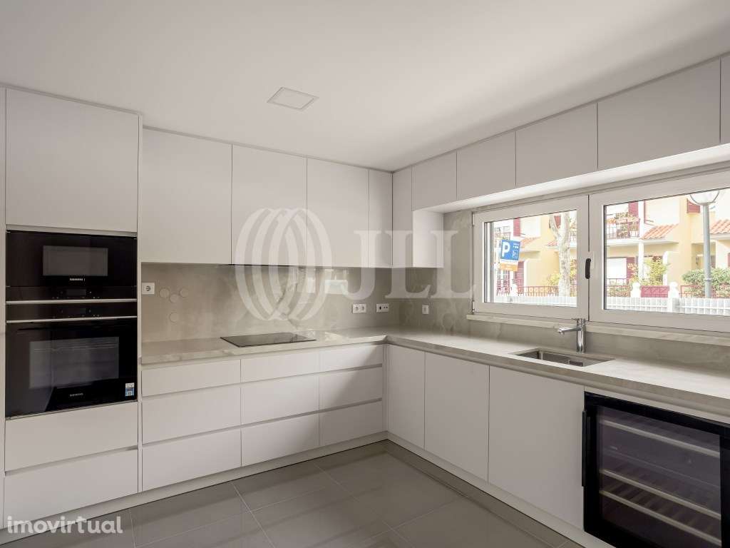 Moradia T4, no Ocean Prime Village, São Pedro do Estoril - Grande imagem: 2/90