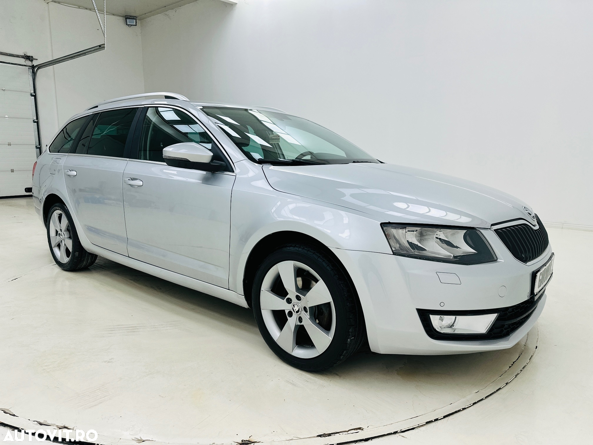 Skoda Octavia 2.0 TDI DSG Ambition - 2
