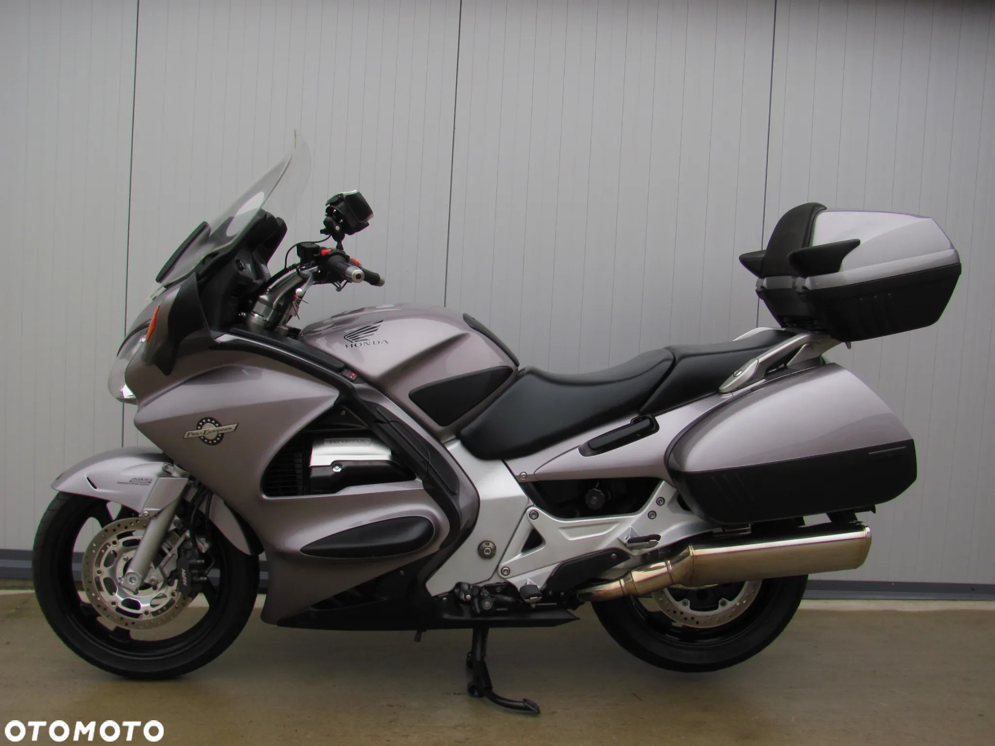 Honda ST - 23