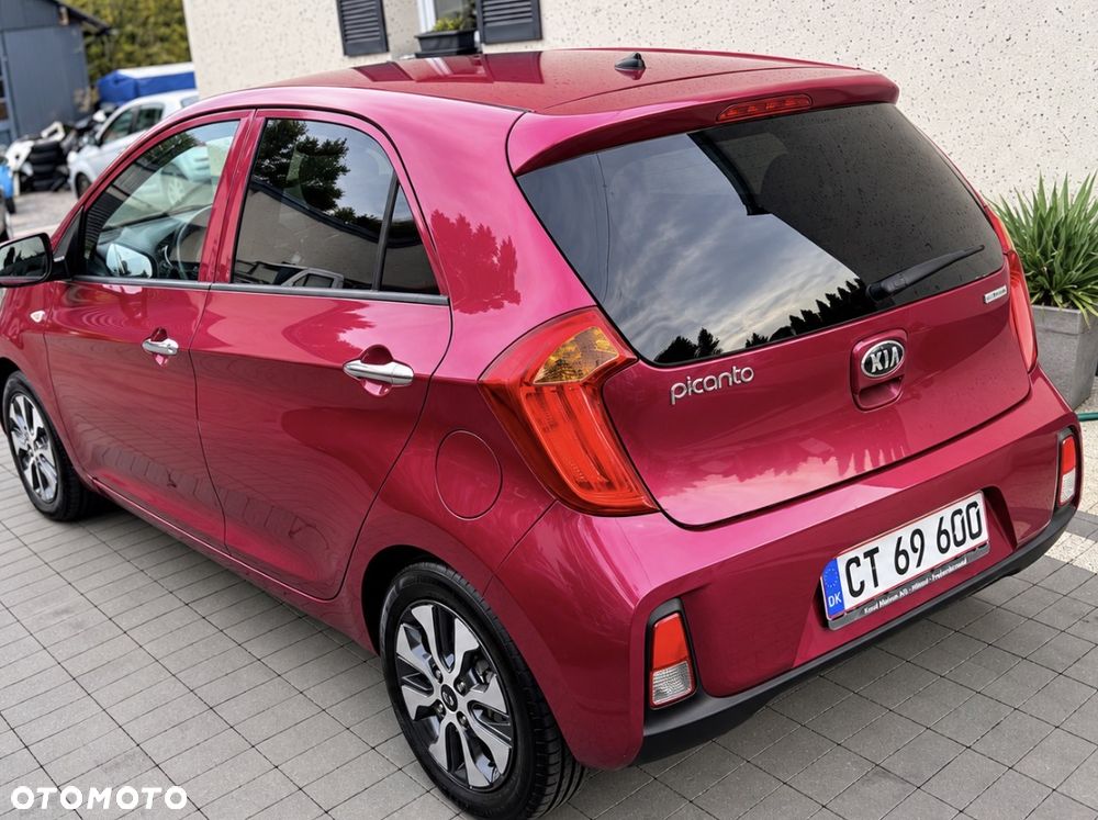 Kia Picanto 1.0 Fifa World Cup Edition - 13
