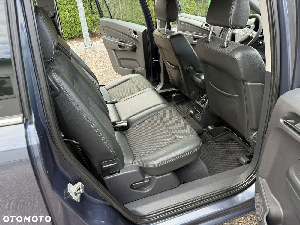Opel Zafira - 14