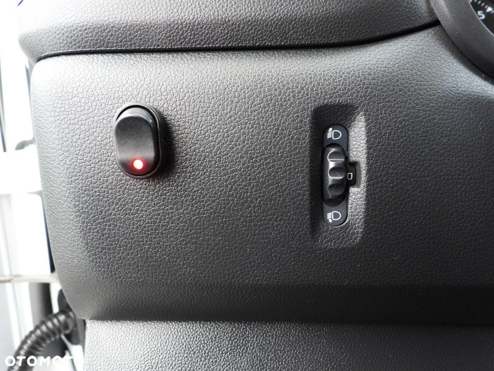 Renault MASTER PLANDEKA 10 PALET TEMPOMAT NAWIGACJA LEDY PNEUMATYKA KLIMATYZACJA  165KM - 29