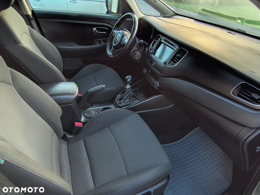 Kia Carens 1.7 CRDi 115 Fifa World Cup Edition - 20