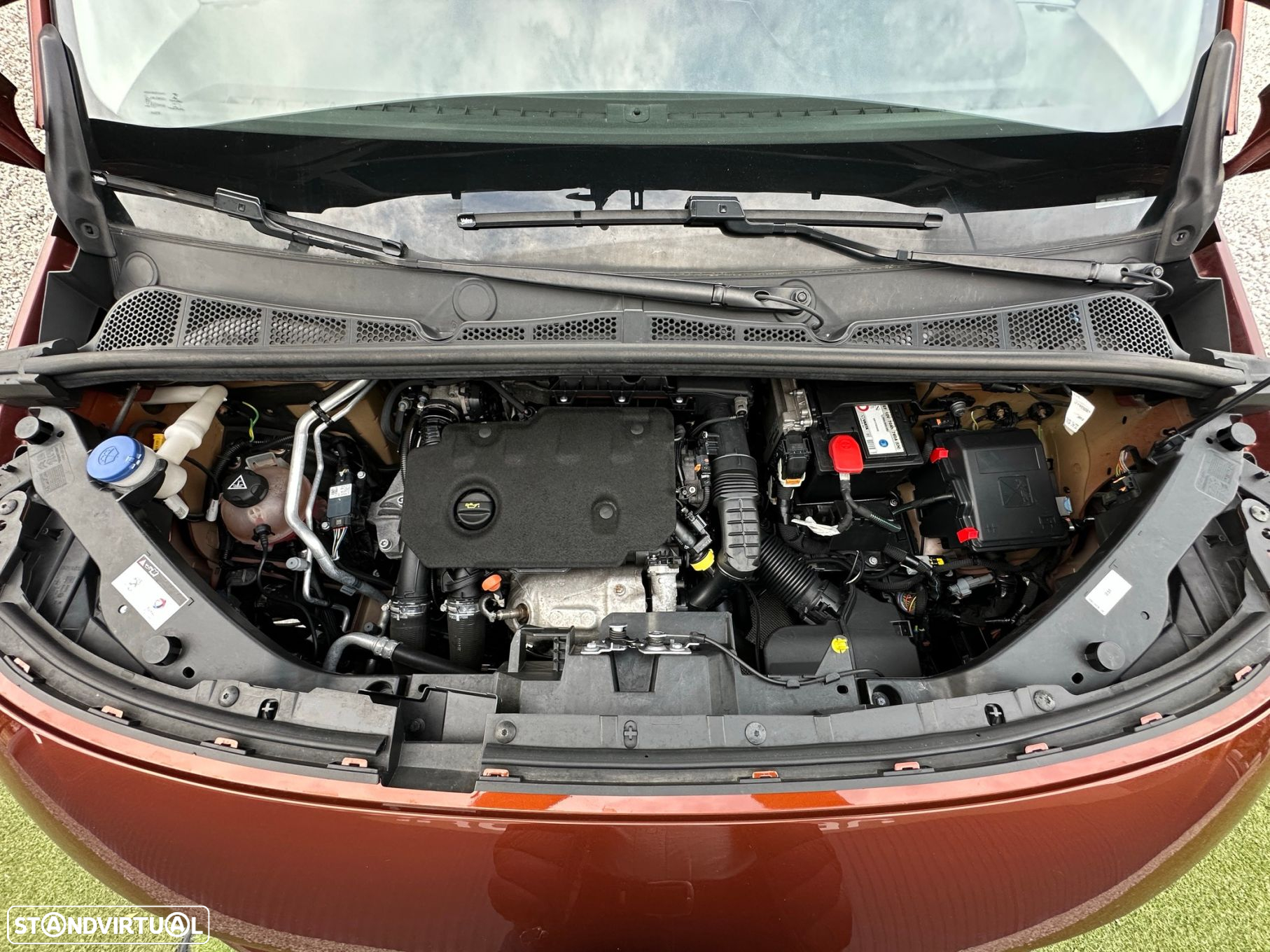Peugeot Rifter 1.5 BlueHDi Longa Allure - 23