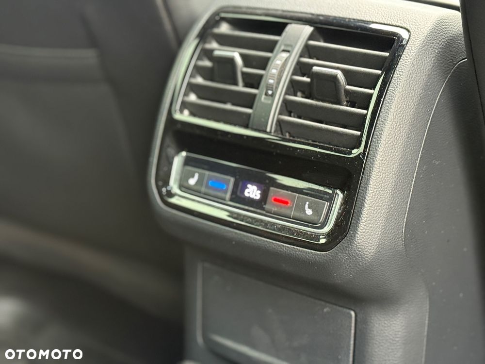 Volkswagen Arteon 2.0 TSI 4Motion R DSG - 18