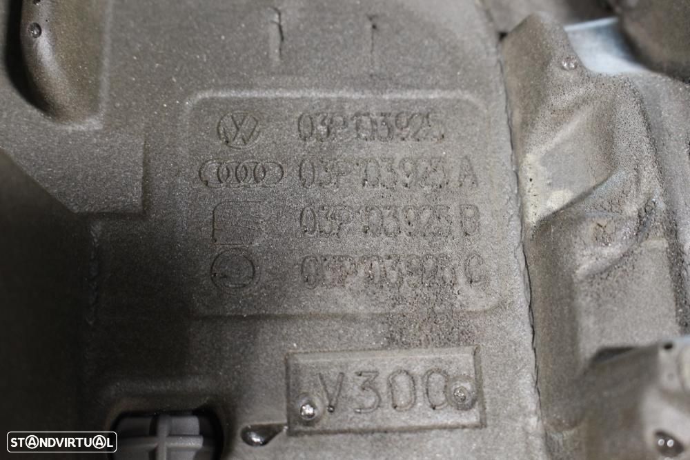 Tampa De Motor Seat Ibiza Iv (6J5, 6P1)  03P103923b / Tampa De Motor S - 9