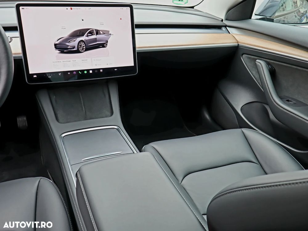 Tesla Model 3 AWD Long Range - 20