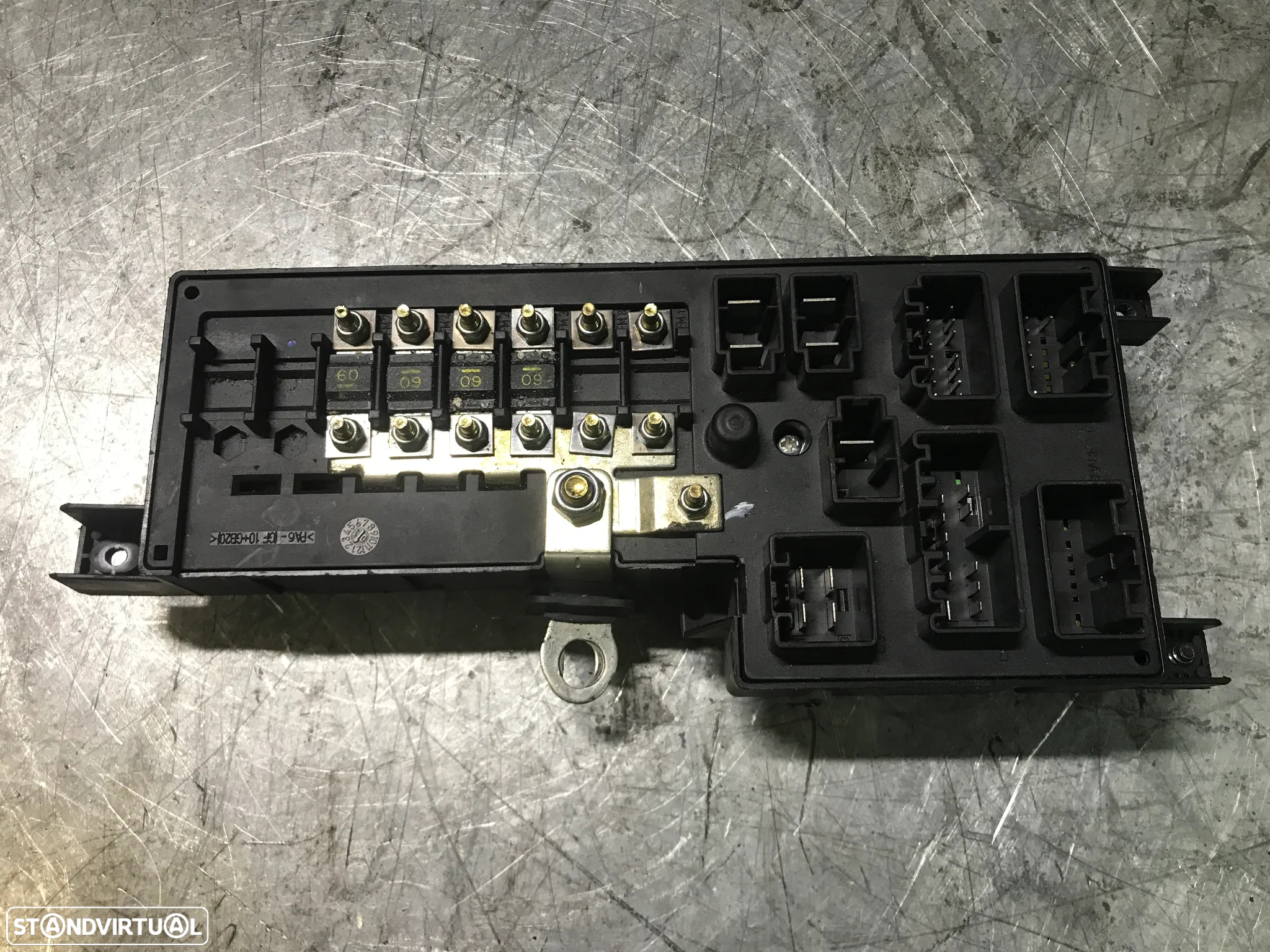 CAIXA DOS FUSIVEIS VOLVO S60 S80 REF. 518322110 - 2
