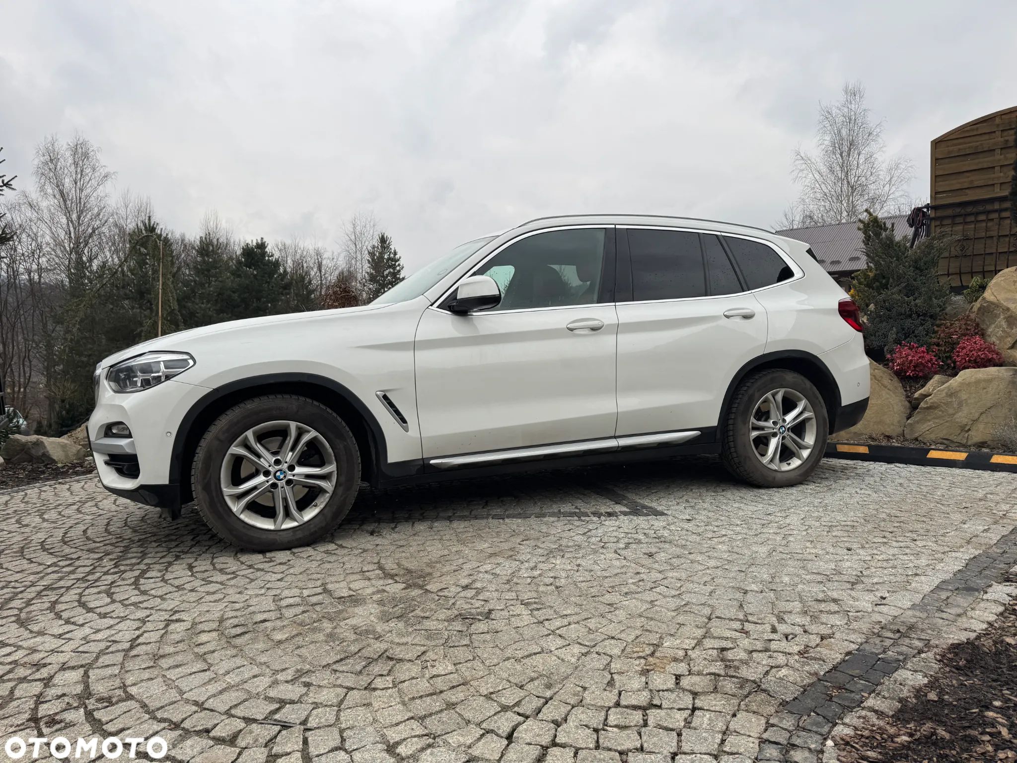 BMW X3 xDrive20i - 1