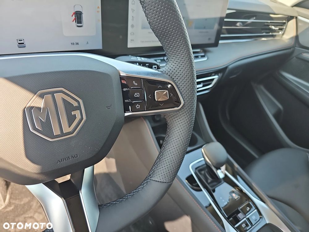 MG HS 1.5 T-GDI Exclusive DCT - 18