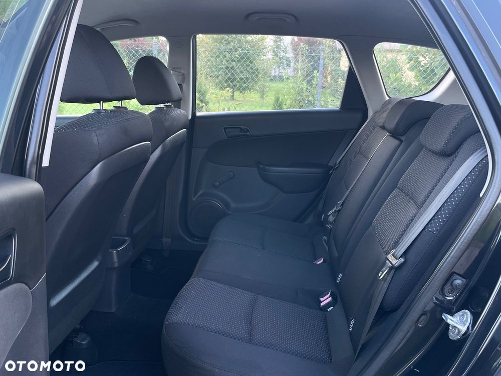 Hyundai i30 i30cw 1.6 CRDi blue Classic - 9