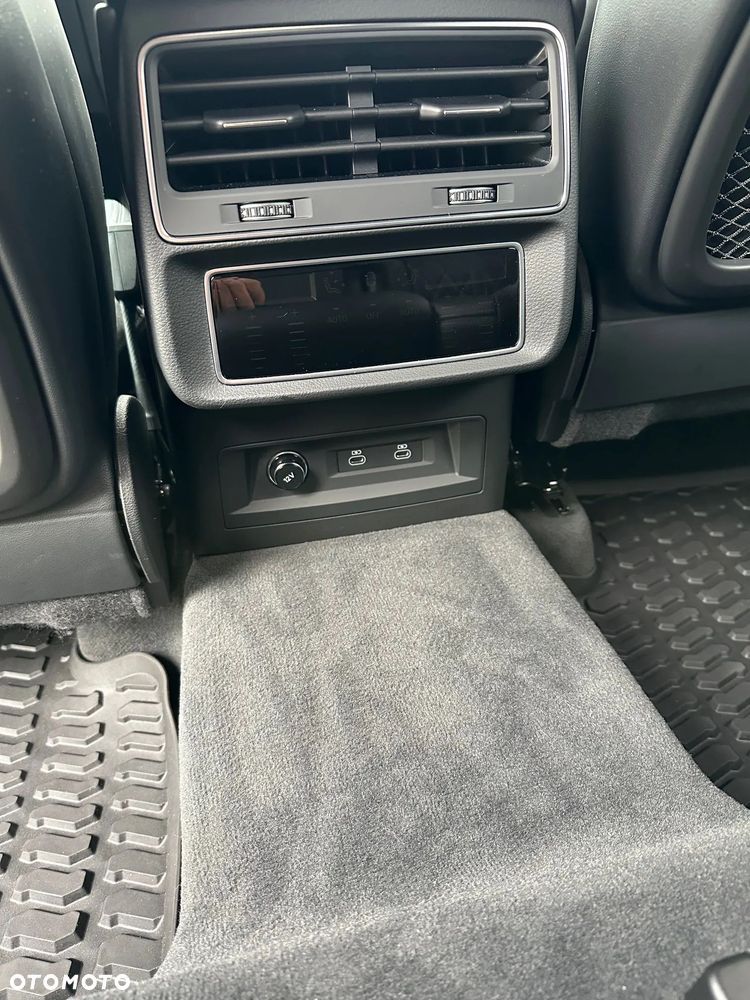 Audi SQ8 TFSI Quattro Tiptronic - 18