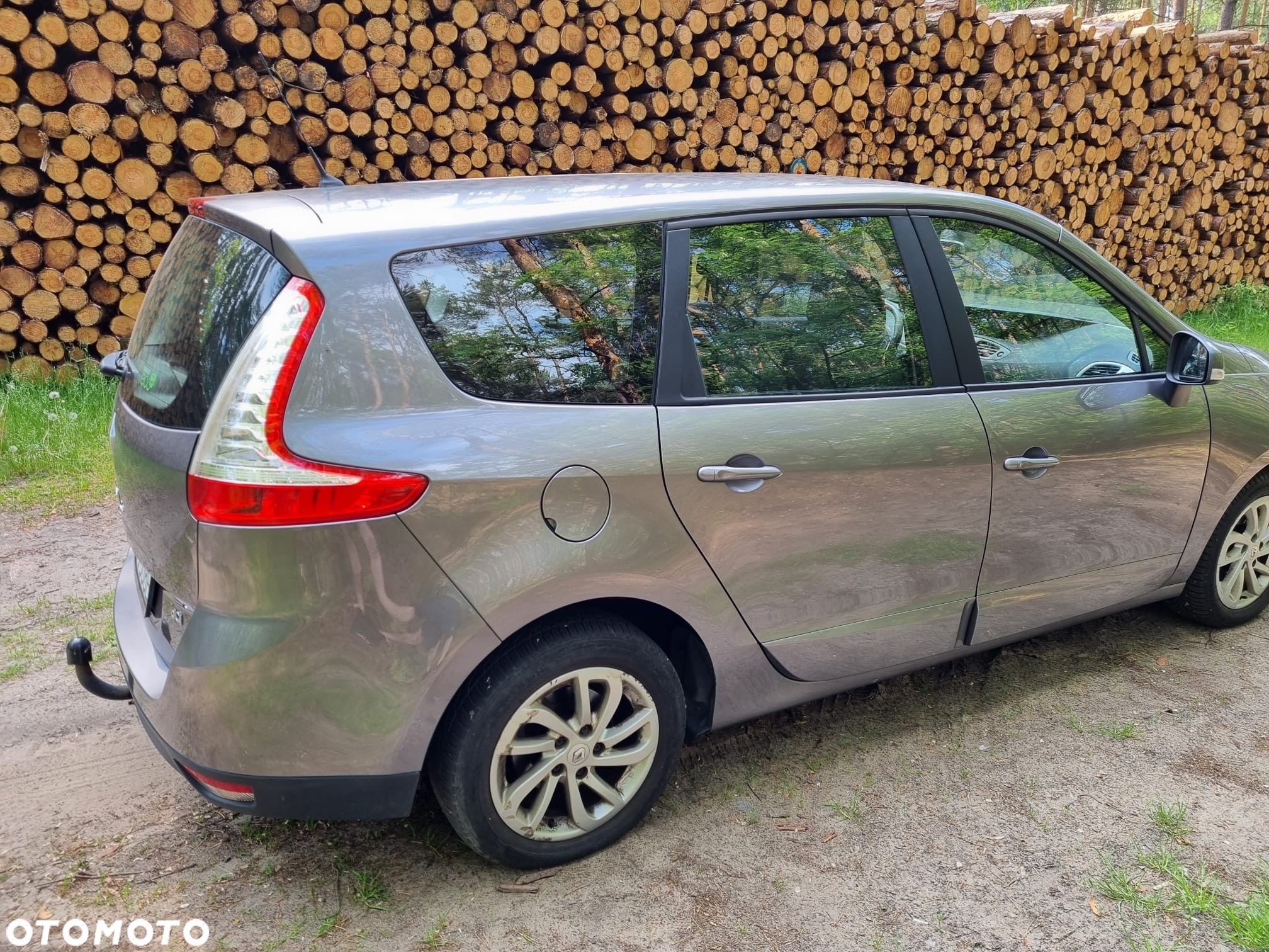 Renault Grand Scenic - 9