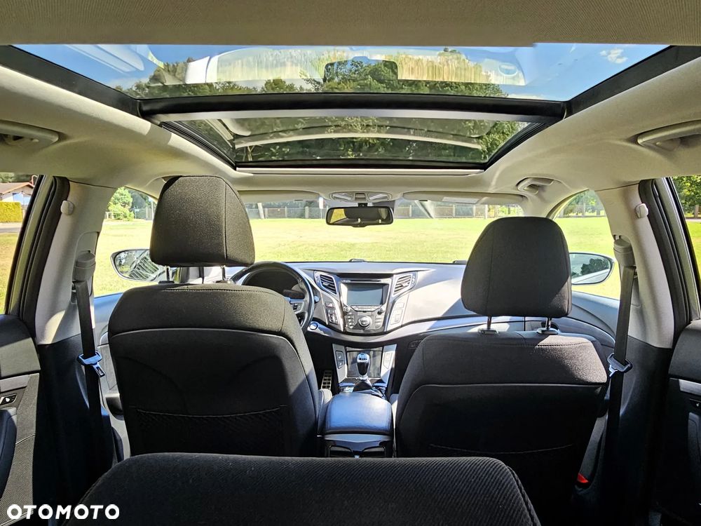 Hyundai i40 Kombi 1.7 CRDi Premium - 27