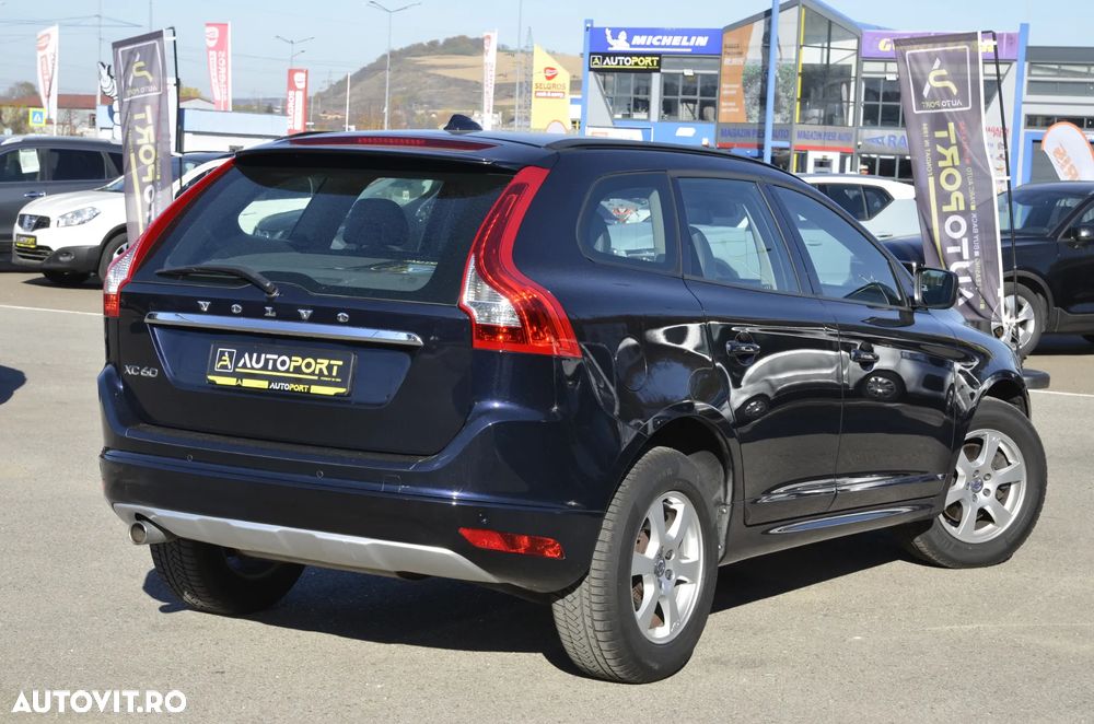 Volvo XC 60 D3 Summum - 4