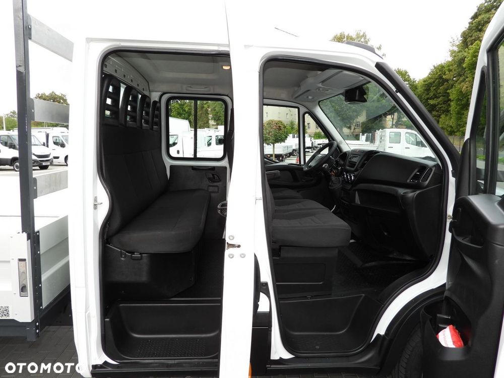 Iveco DAILY 35C17 SKRZYNIA PODWÓJNA KABINA DOKA 7 MIEJSC TEMPOMAT BLIŹNIACZE KOŁA KLIMATYZACJA  170KM - 38