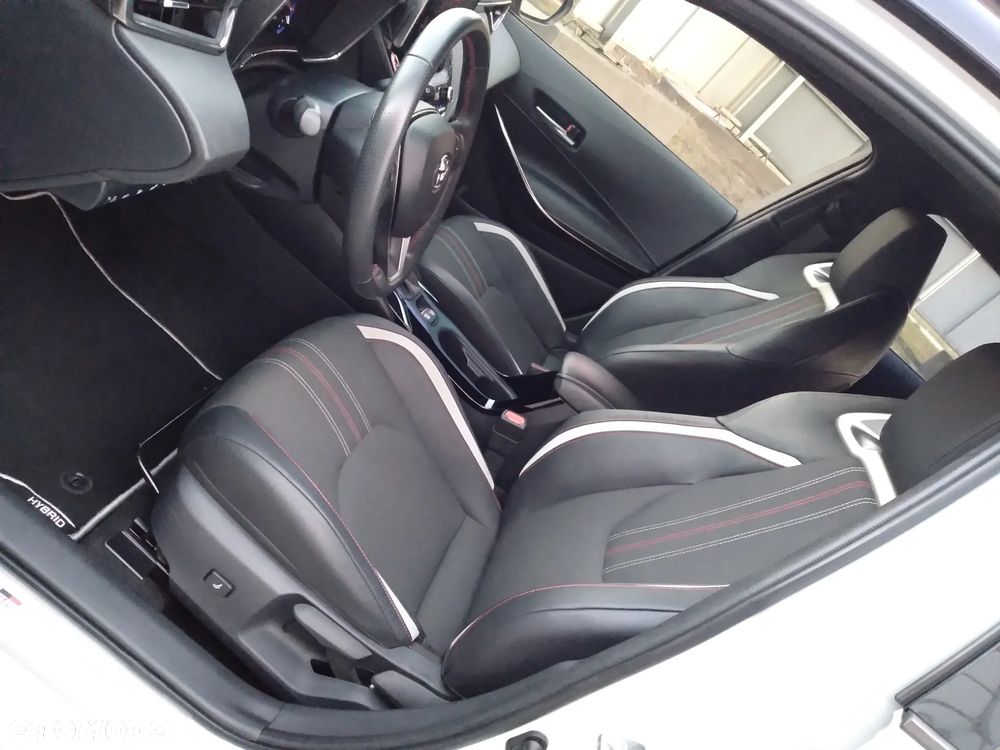 Toyota Corolla 1.8 Hybrid GR Sport - 6