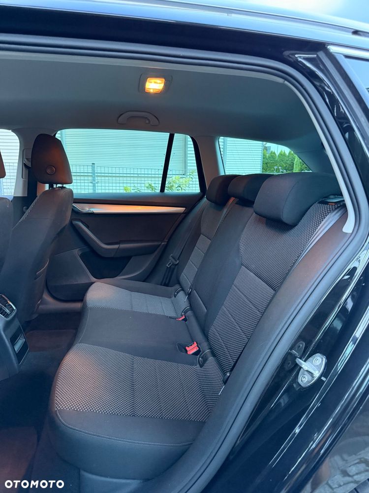 Skoda Octavia 2.0 TDI (Green tec) Ambition - 8