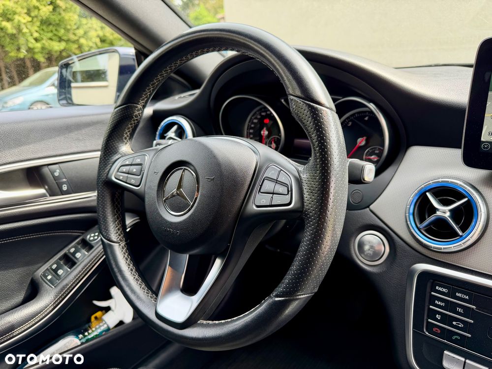 Mercedes-Benz CLA 220 (CDI) d 7G-DCT Urban - 16