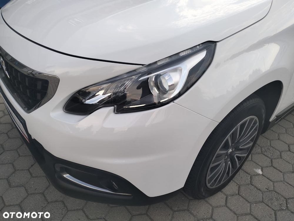 Peugeot 2008 1.2 Pure Tech Style S&S EAT6 - 14