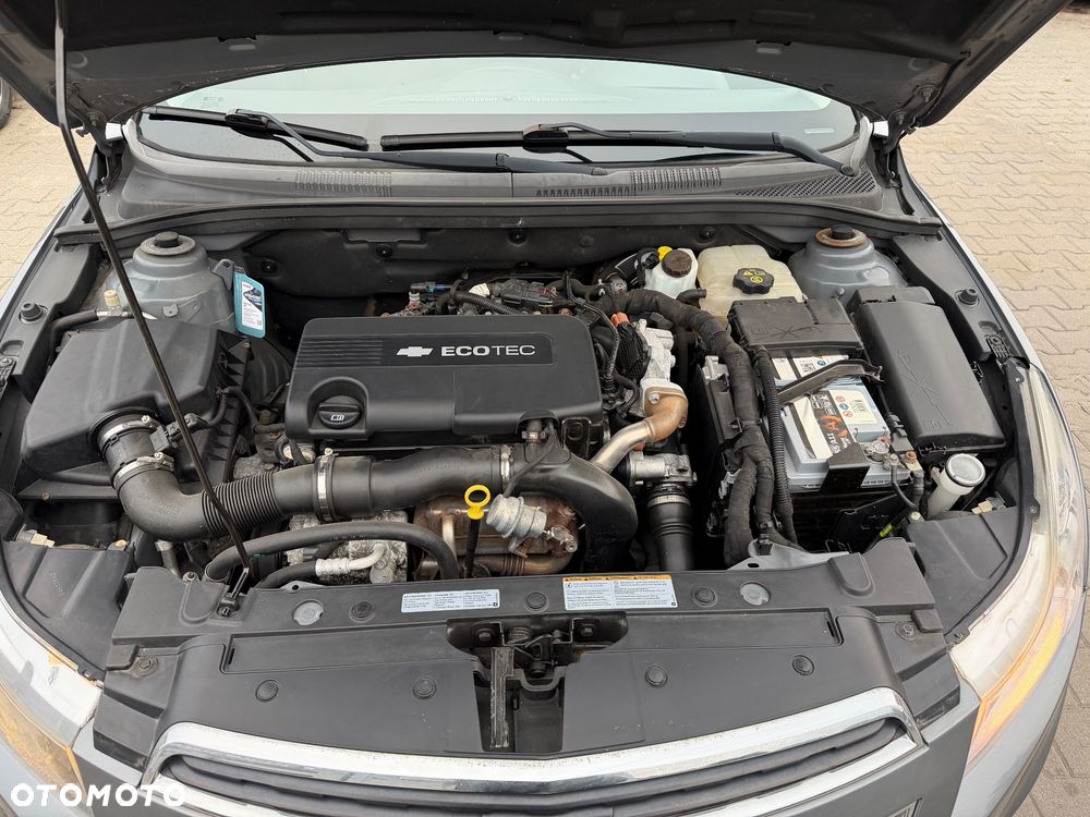 Chevrolet Cruze 1.7 LT - 15