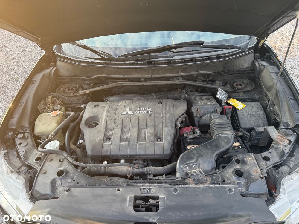 Mitsubishi Outlander 2.2 DID Intense + EU5 - 3