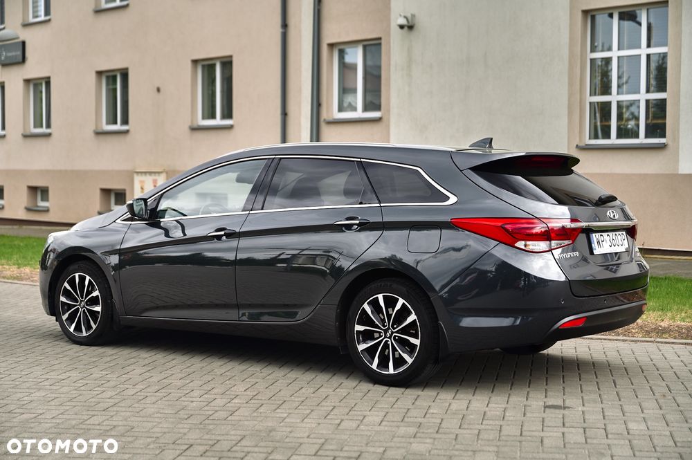 Hyundai i40 1.7 CRDi Style DCT - 10