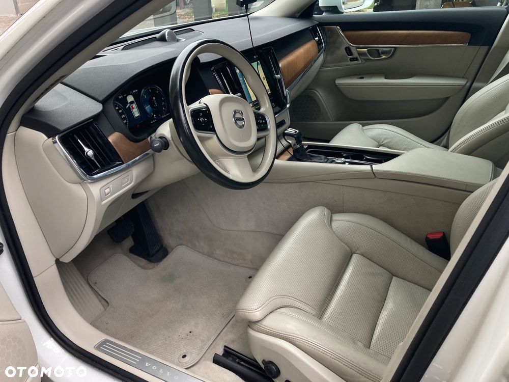 Volvo V90 D5 SCR AWD Inscription - 6