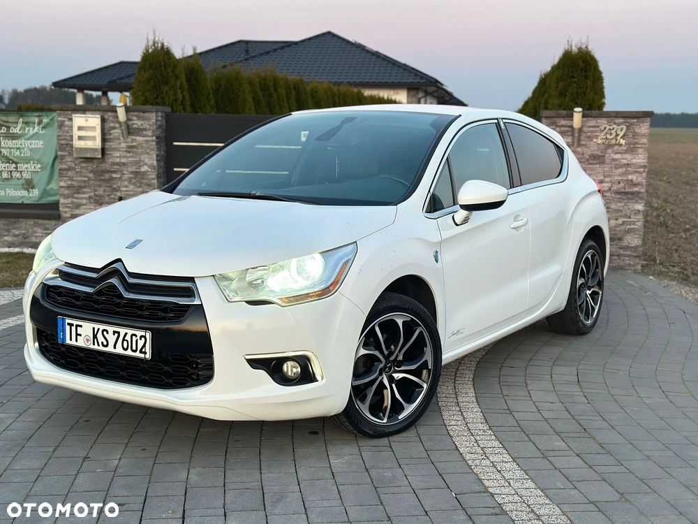 Citroën DS4 BlueHDi 120 S&S SoChic - 13