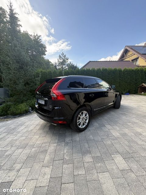 Volvo XC 60 D5 AWD Momentum - 7