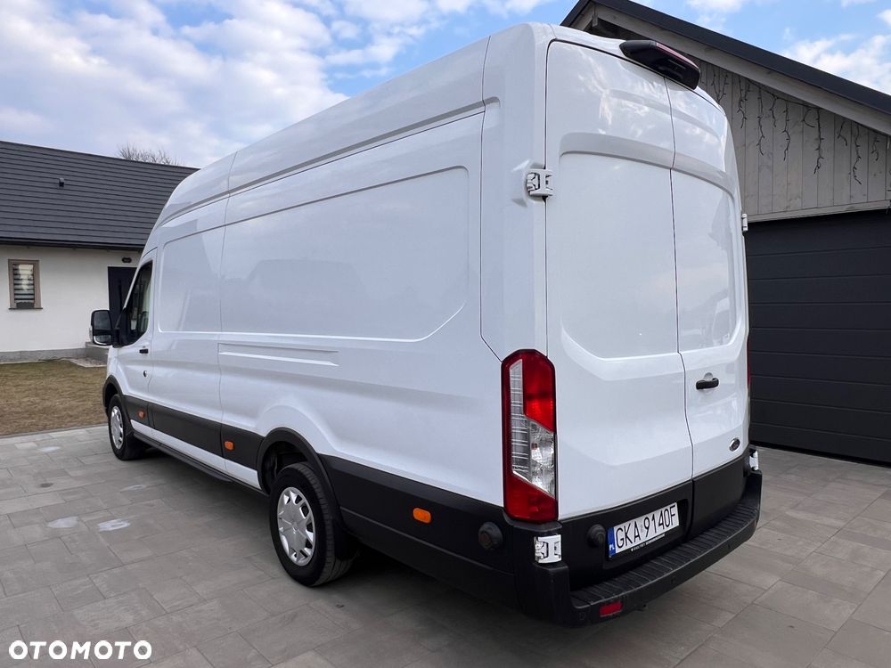 Ford Transit - 33