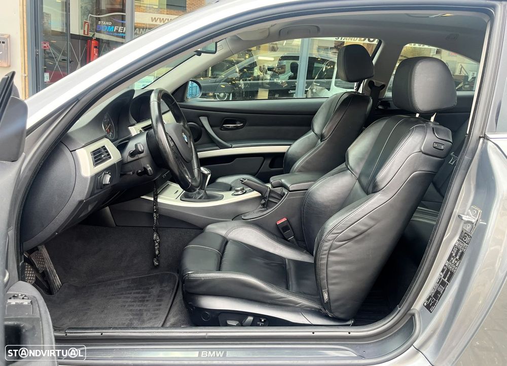 BMW 330 i - 26