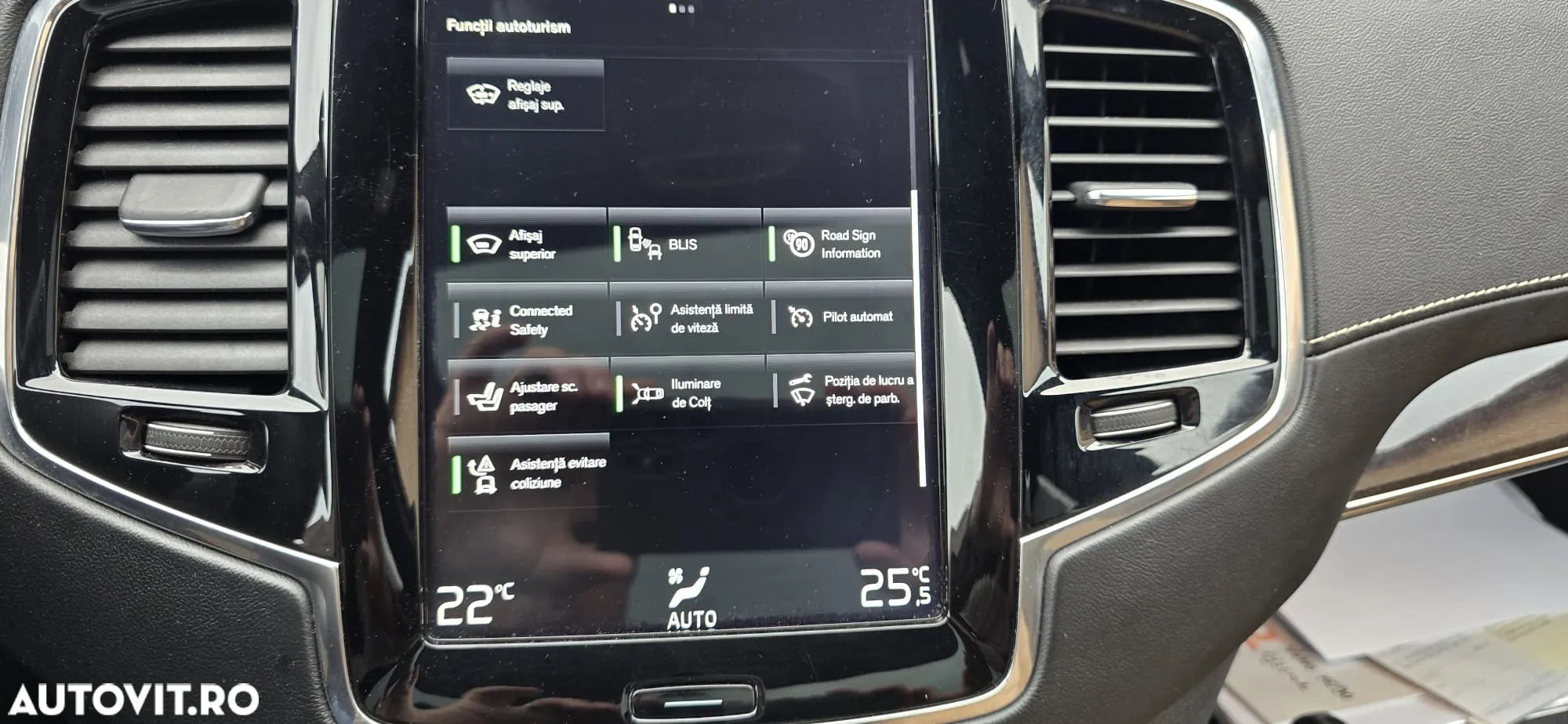 Volvo XC 90 D5 AWD Inscription - 35