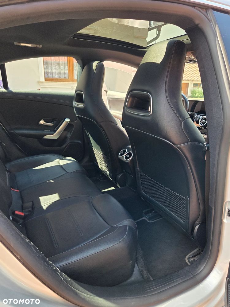 Mercedes-Benz CLA 250 Progressive 7G-DCT - 23