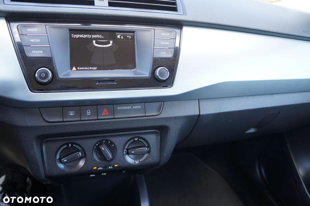 Skoda Fabia 1.0 Style Color - 13